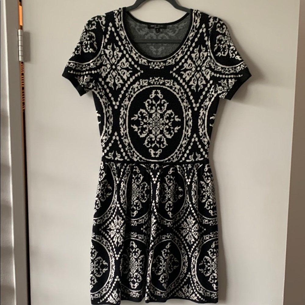 Elegant Black and White Patterned Sweater Dress
